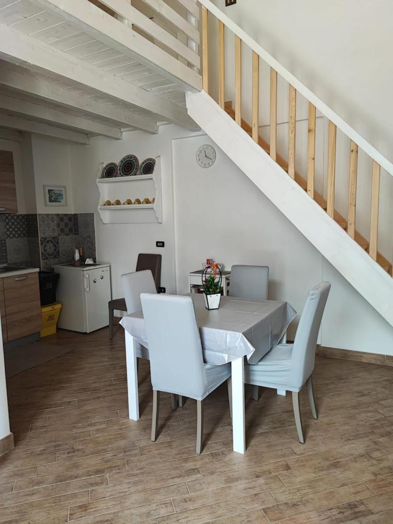 דירות Squinzano Greta Viola House מראה חיצוני תמונה