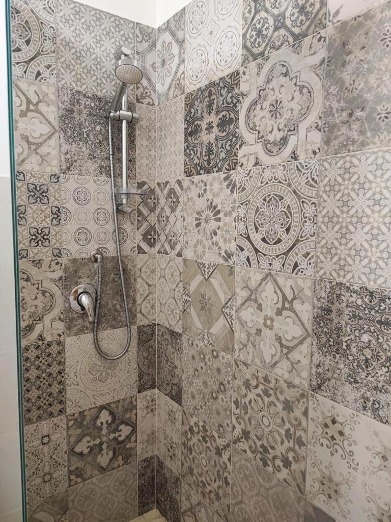 דירות Squinzano Greta Viola House מראה חיצוני תמונה
